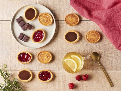 Blik met 9 melkchocolade en karamel tartelettes. - Bonne Maman NL - 2